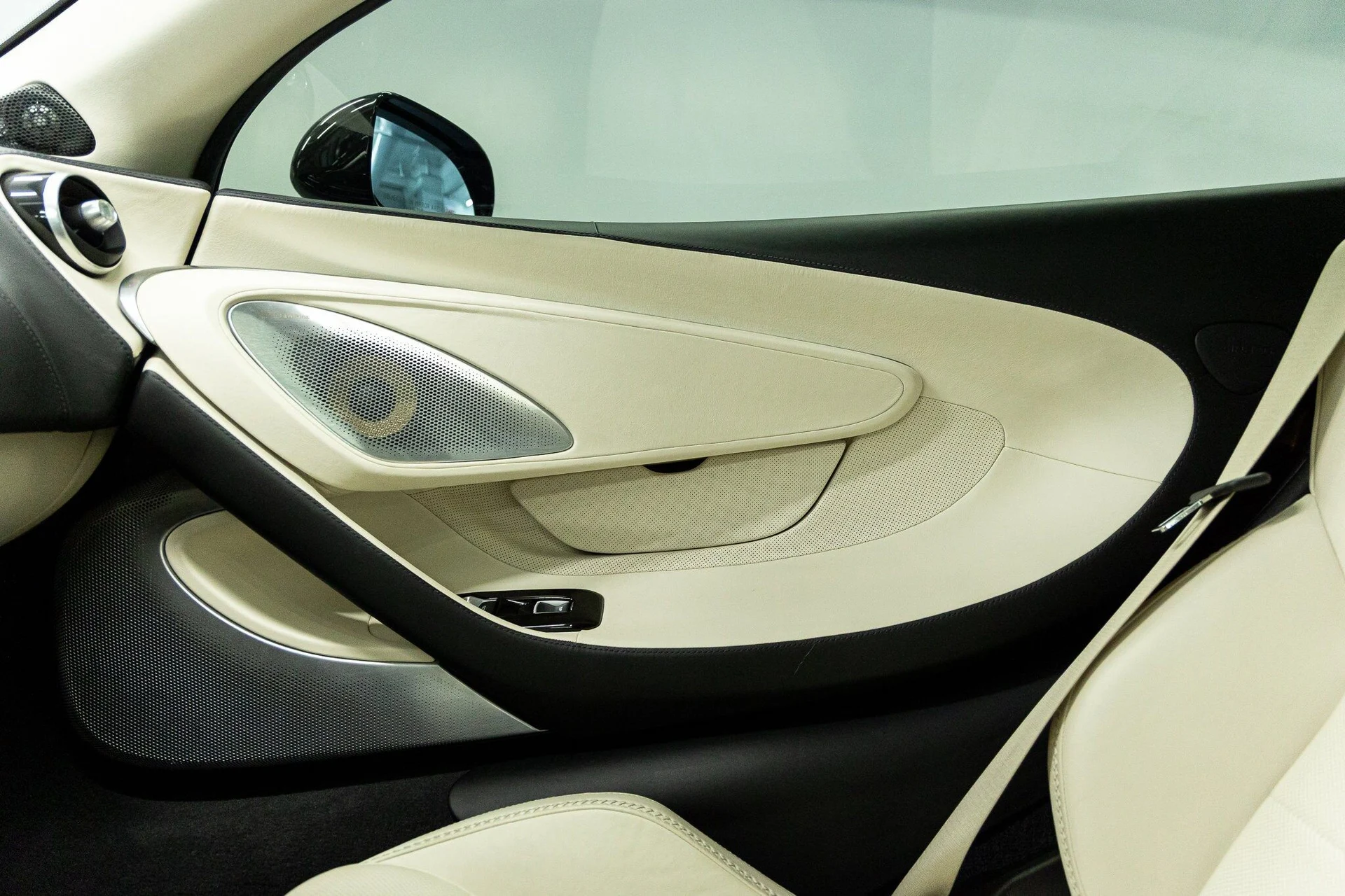 mph028_1624194508_d066feb4d96501c429e7d465ea9057c7x_90733dc85b