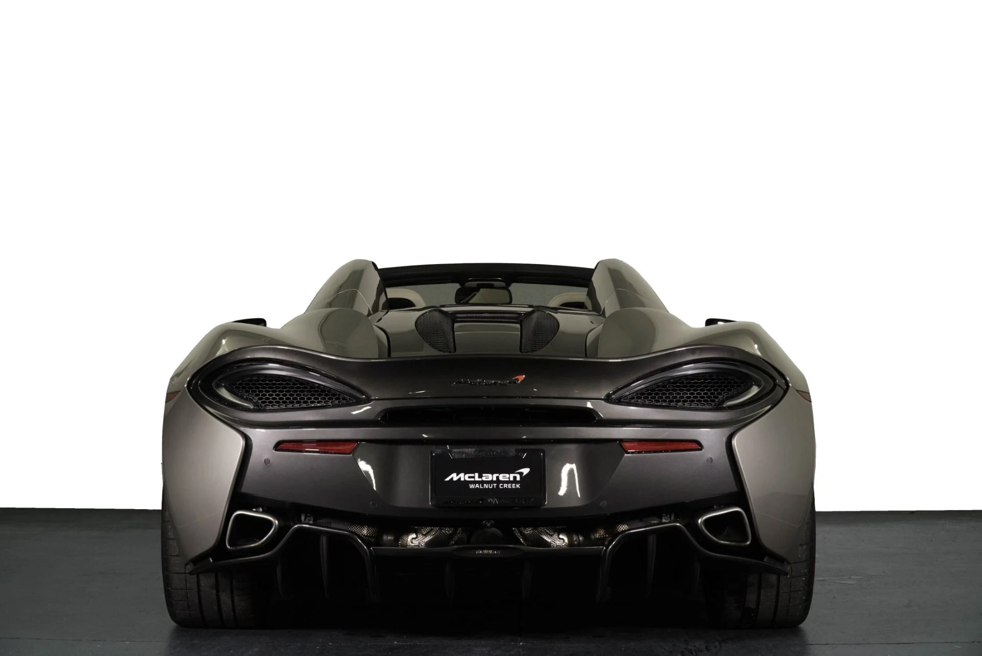 mph028_1634166252_Used_2018_Mc_Laren_570_S_1765905873_b61166bd16