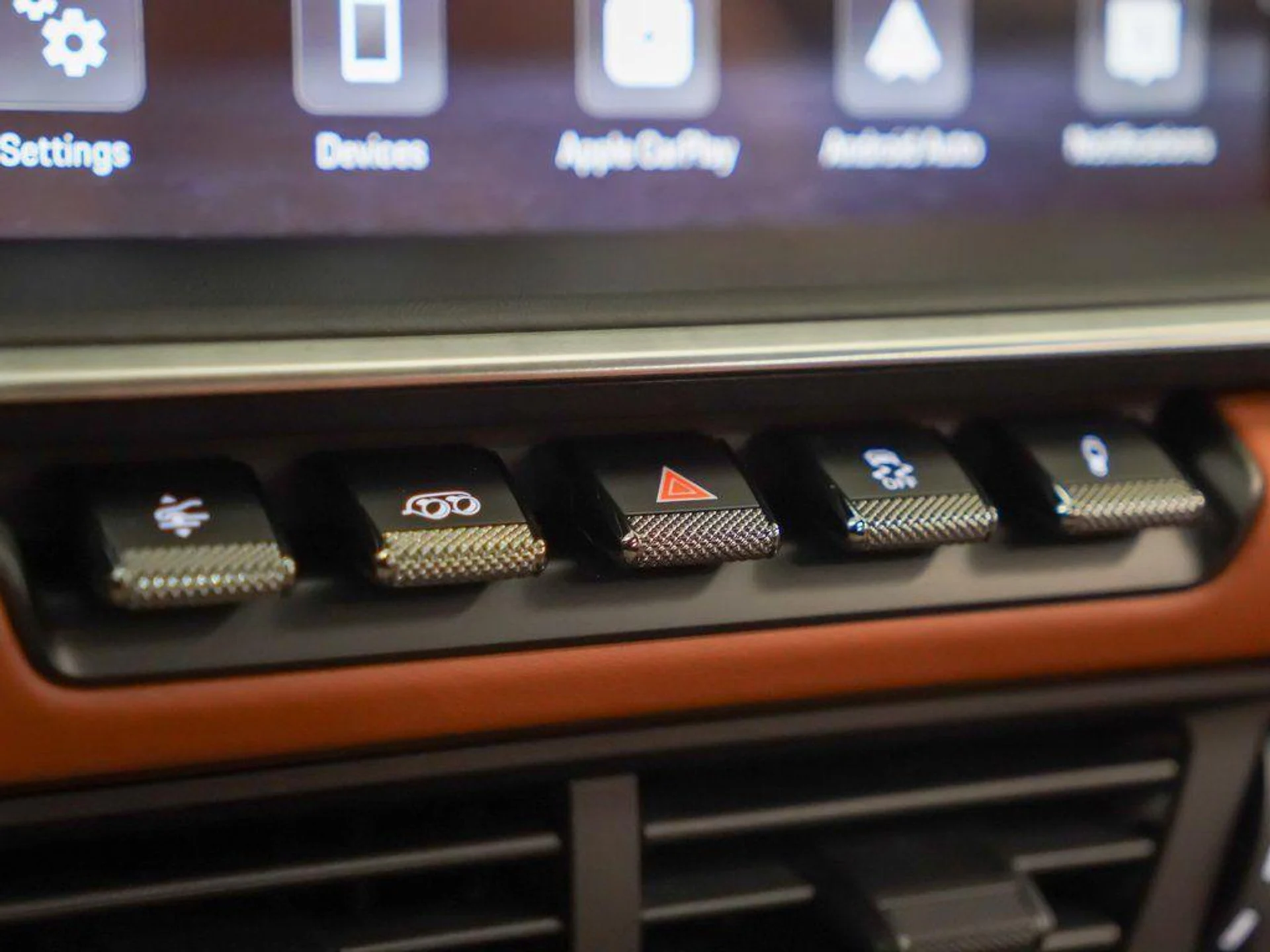 mph028_1648677231_pa7_tpt_Fbpo_Iz_NR_2lkso_Ws_H90b_Q_41dcbafebd