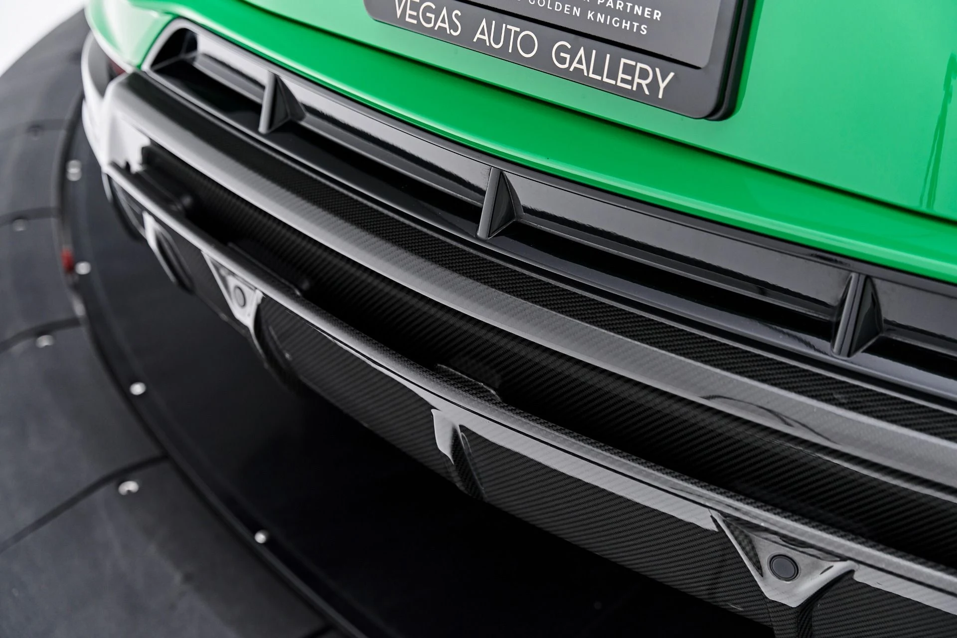 mph028_165187218_Used_2023_Lamborghini_Urus_Performante_1788571149_656868a71e