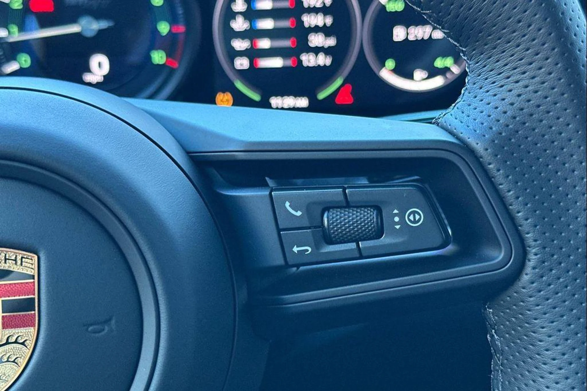 mph028_1658939858_e7_V_Vskmi1_w_Q4_Idjlv_Wz_Ad_V_Np_I_e163847ba3