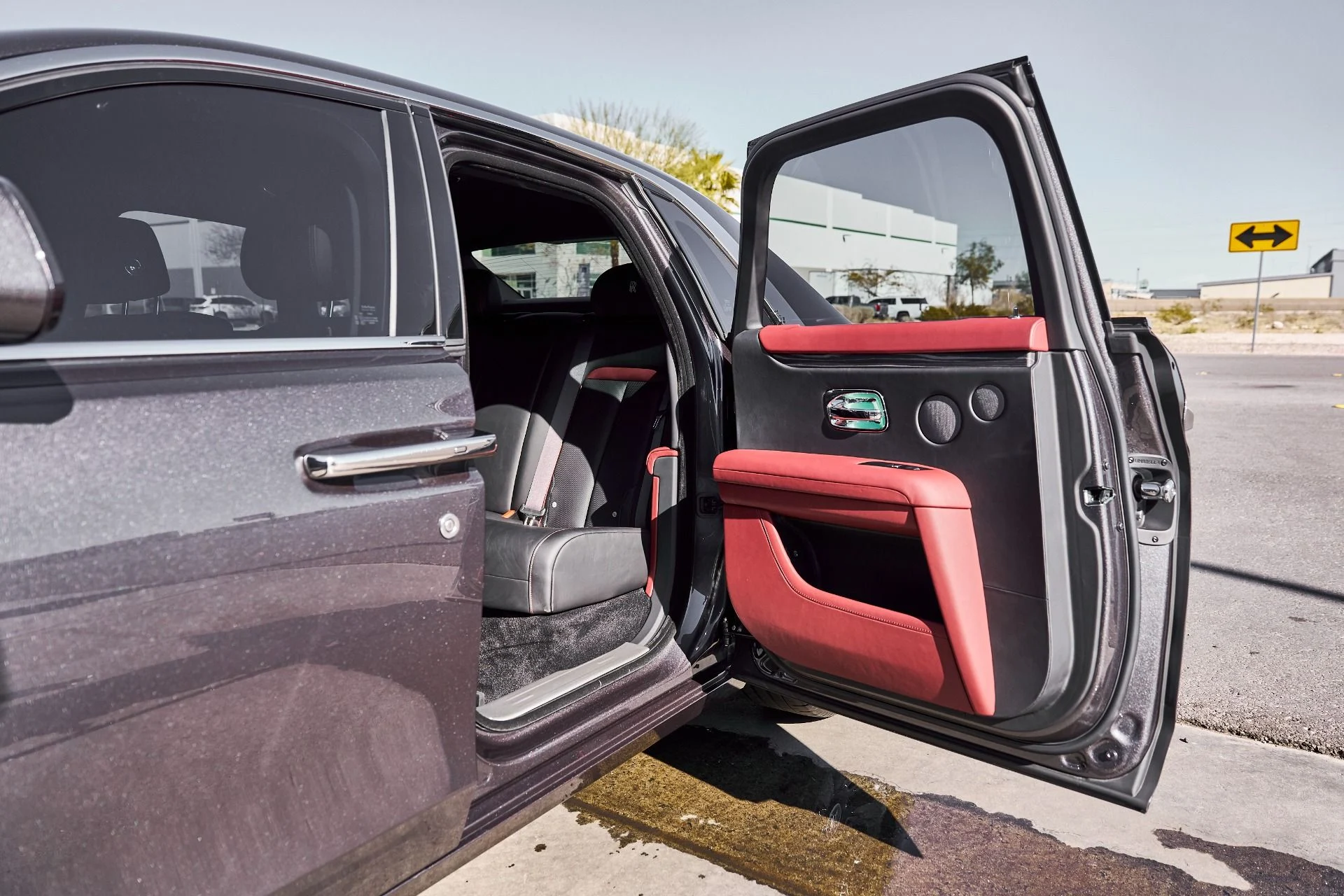 mph028_1659680243_Used_2023_Rolls_Royce_Ghost_1770699534_2c6795bb9c