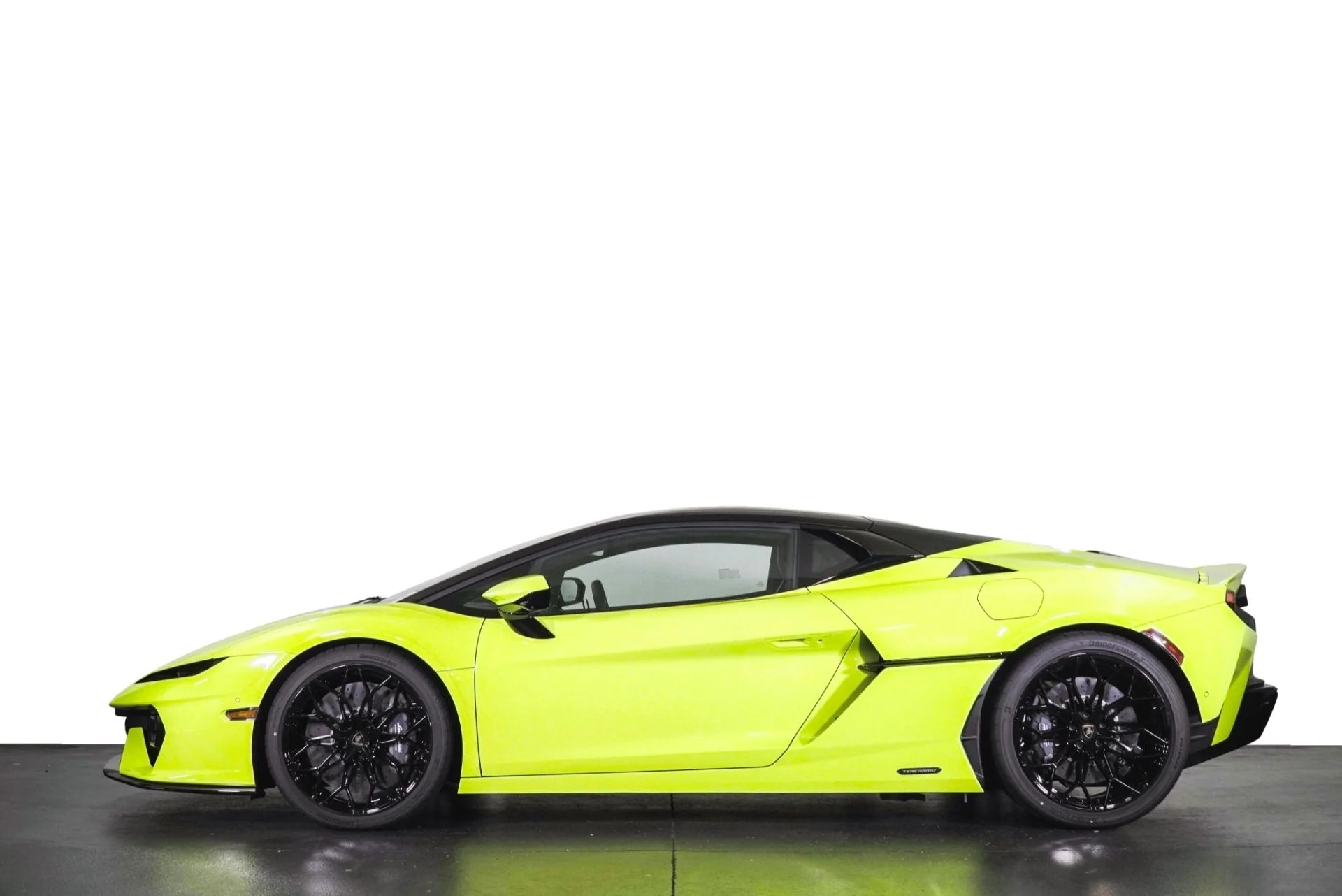 mph028_1670197082_New_2026_Lamborghini_Temerario_1790615623_e80cca34ce