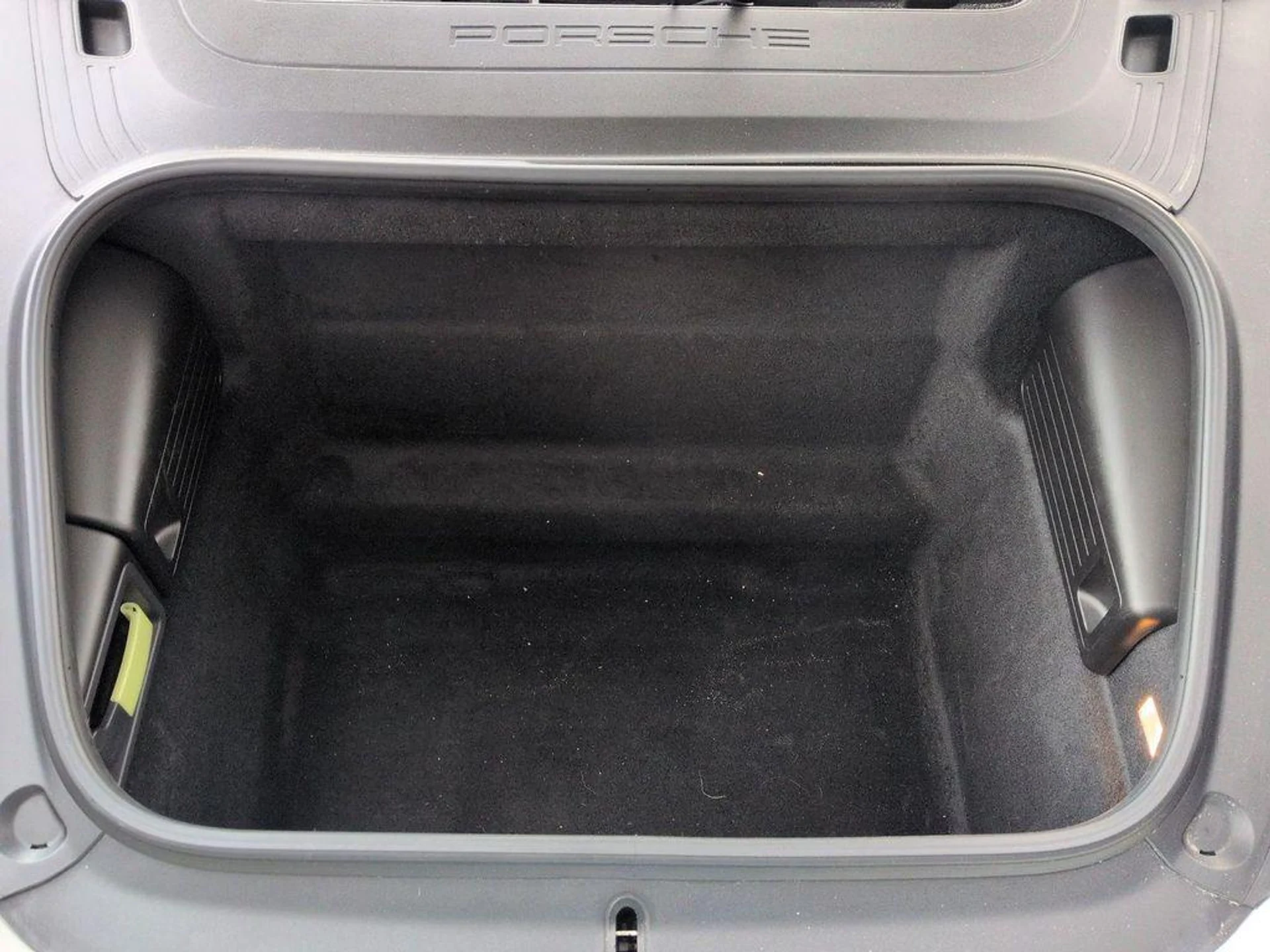 mph028_1678740546_2a_LL_7y_G9ncl86_L7_Dmm6ko_Qmm0_W4_f7381e6d58