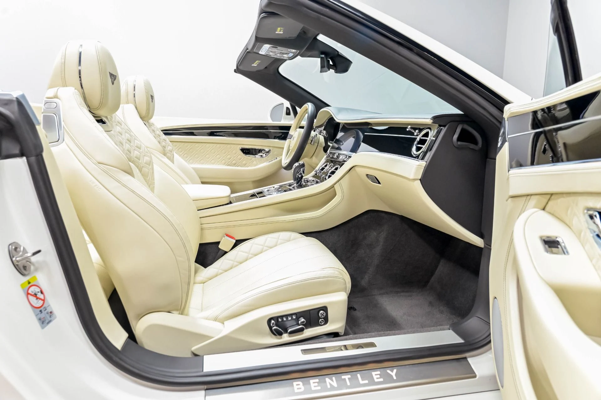 mph028_1679367081_Used_2020_Bentley_Continental_GT_V8_1780589697_8e862bcdfa
