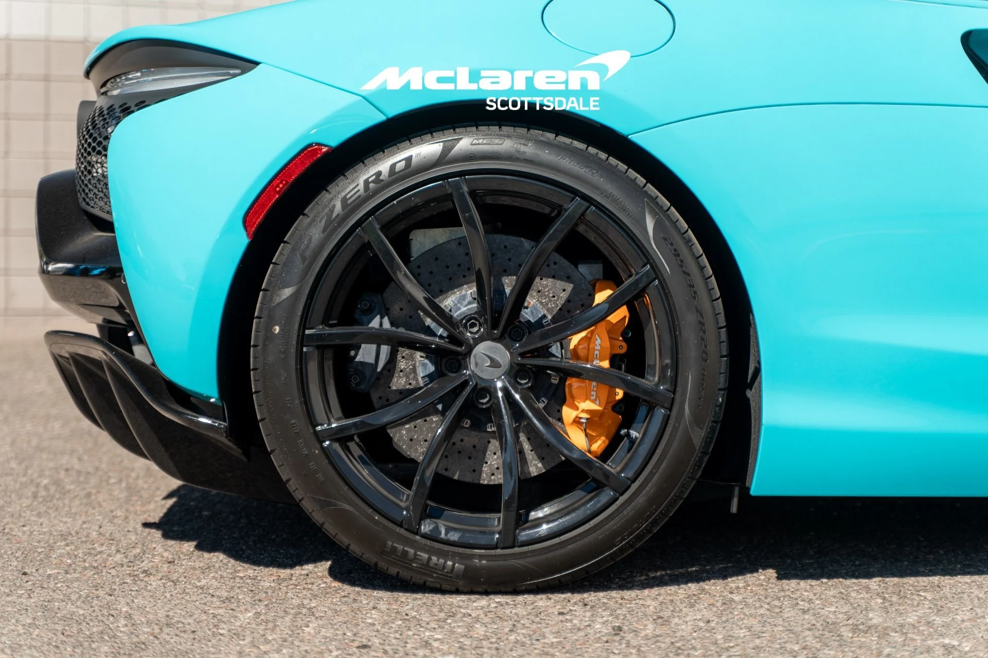 mph028_167986340_Used_2025_MCLAREN_ARTURA_1774117935_13fce25605