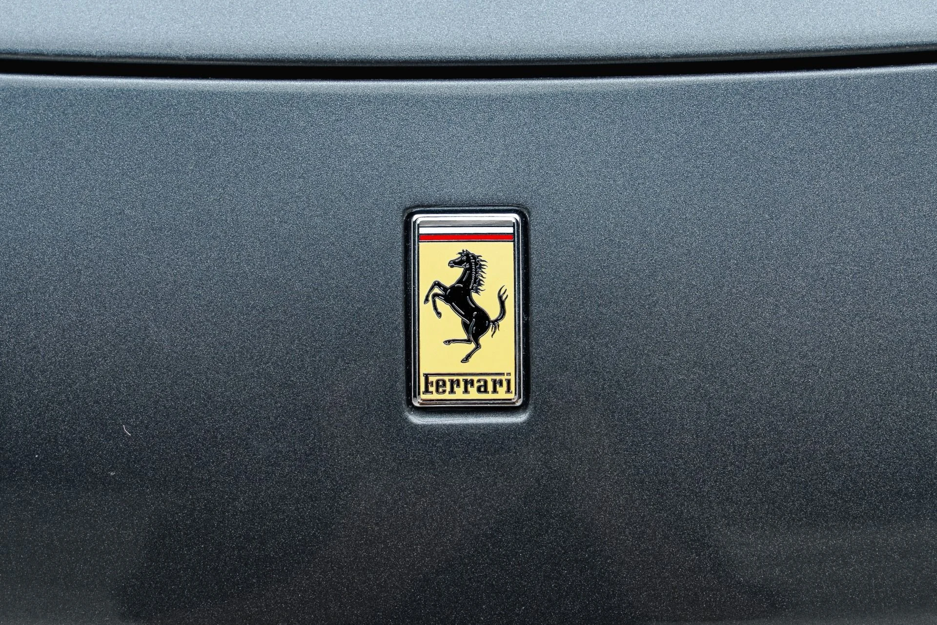 mph028_1684803547_Used_2022_Ferrari_F8_Spider_1788910654_a6a57b4ec3