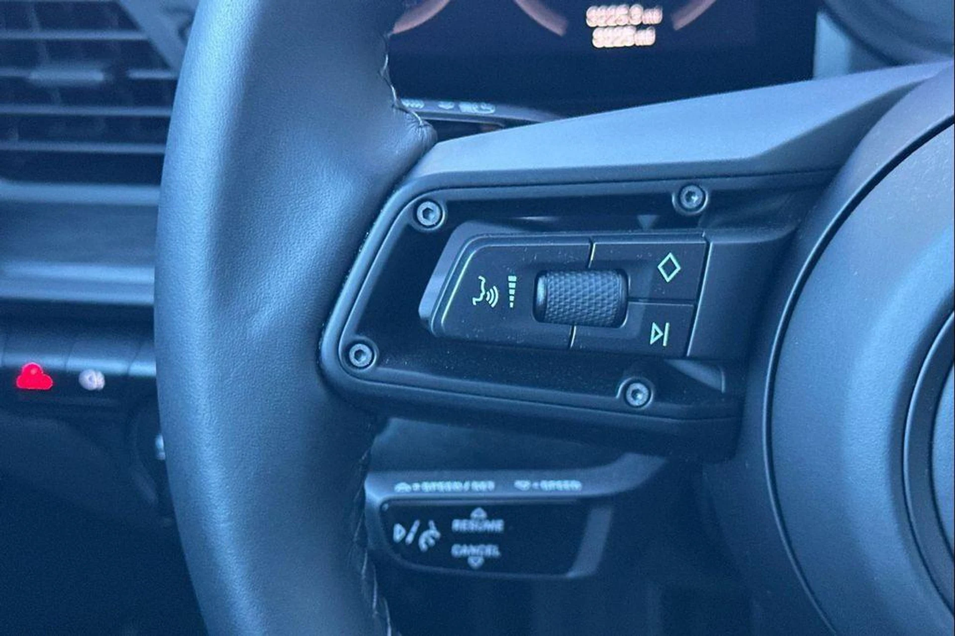 mph028_1687528407_L_Yhh97rkzx_HHSPEM_Swqak_IL_0n2_I_45b3af6595