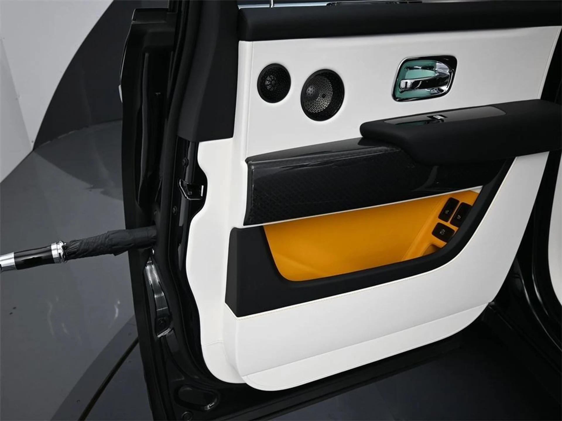 mph028_171302013_oi_DRJFG_Sheo9c9_PH_Ez4_MZ_1z_PBXU_594b074770