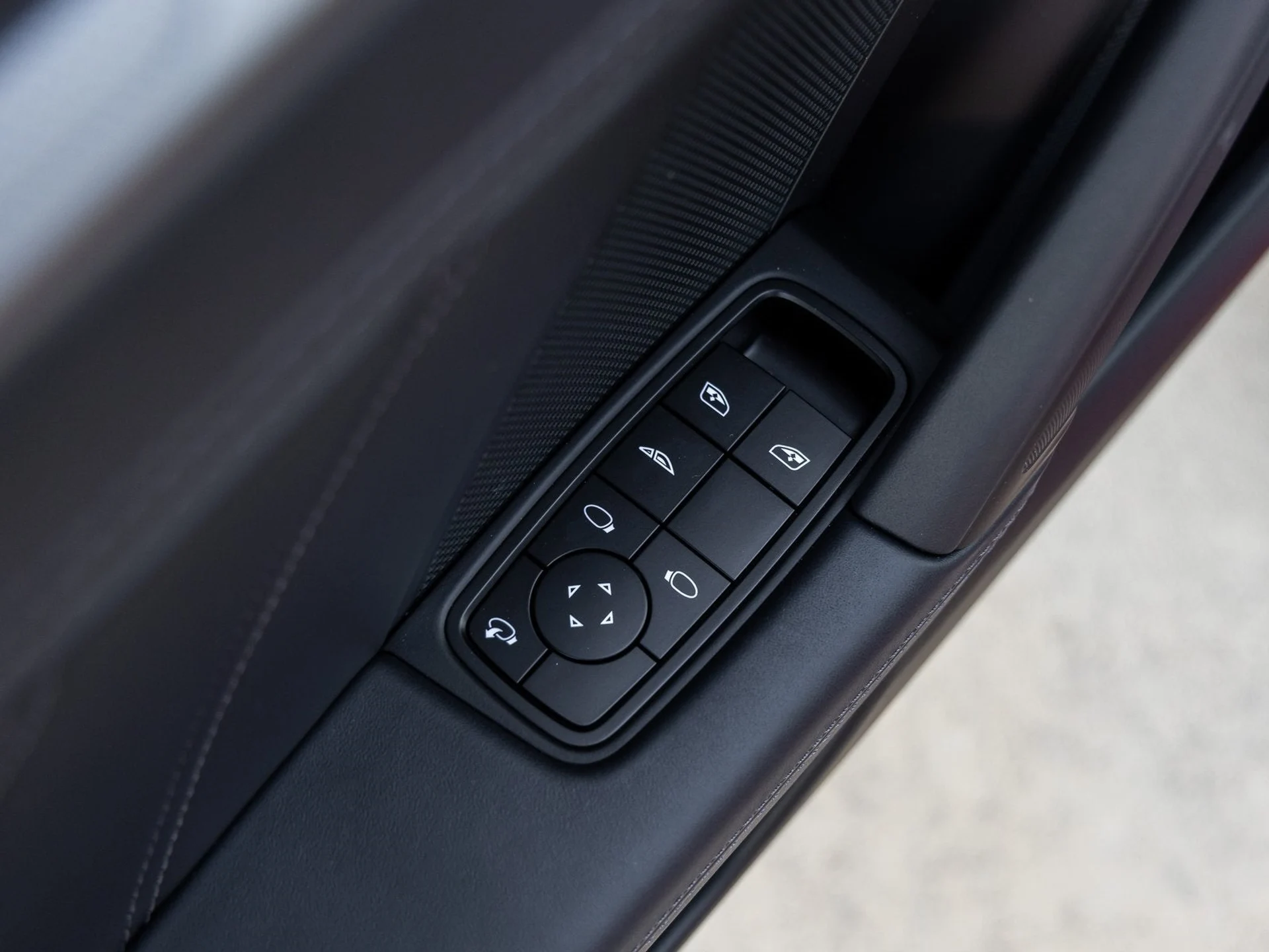 mph028_1713319552_29_2c30382911