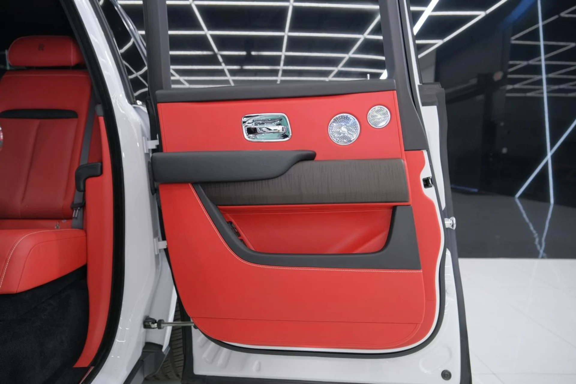 mph028_1714325471_4f4327782c43236702232c4ccba00db6_f036d673ff