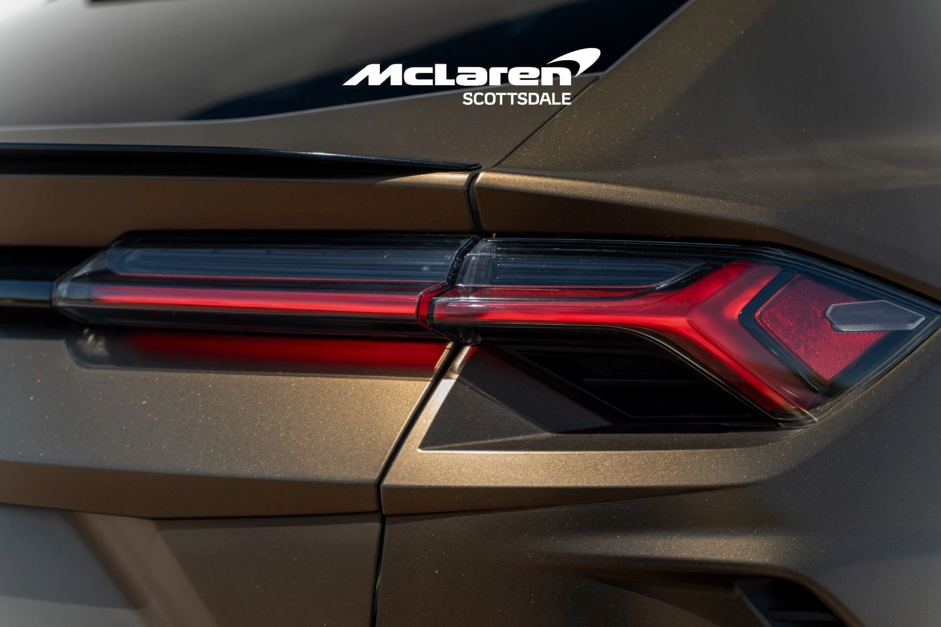 mph028_171482446_Used_2021_LAMBORGHINI_URUS_1777648780_e15d990c5c