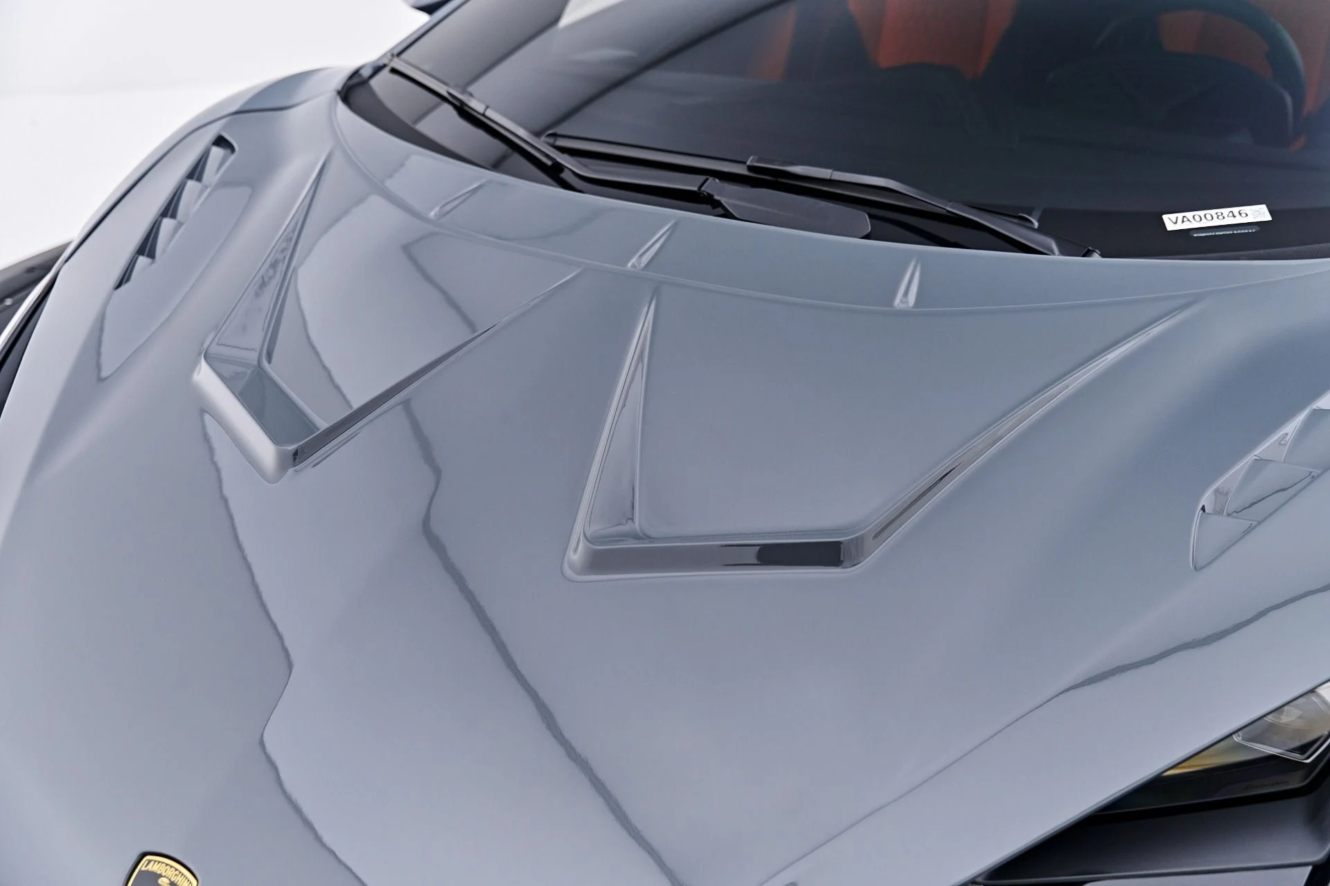 mph028_1716146544_Used_2024_Lamborghini_Revuelto_Base_1789623403_5f6282e0d8