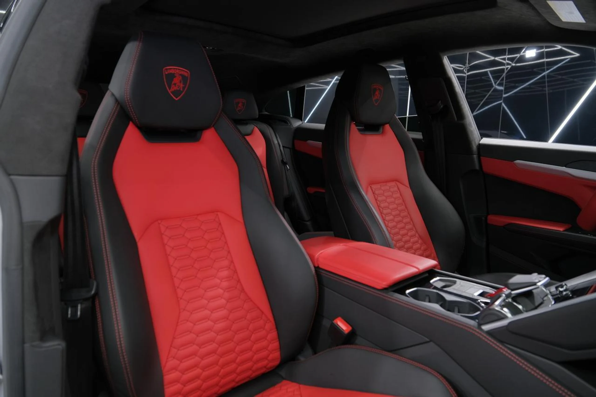 mph028_171641823_1ccc62ef607f0a06bac748213c260da5_24c5b35f96