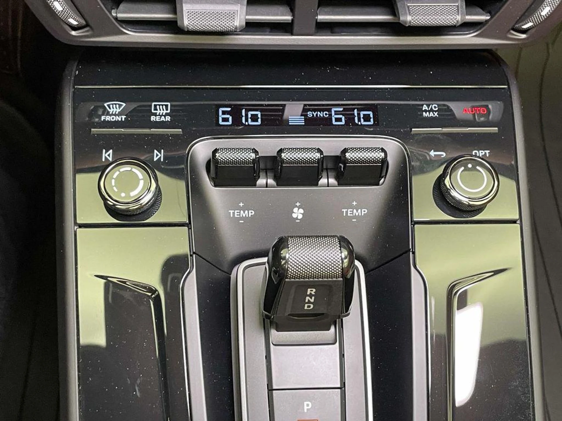 mph028_1720048025_n_B_Ad_A_Finjp8_t1_Kznx699_T7_Uap_Y_713a9e1685