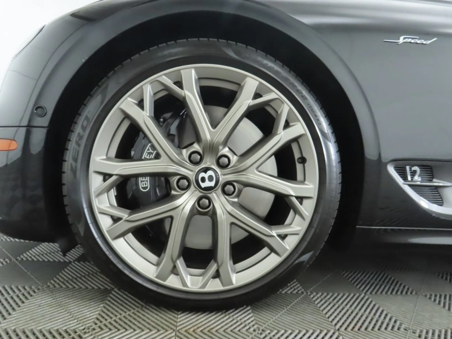 mph028_1736454867_used_2024_bentley_continental_gtspeedcoupe_8119_22898884_29_1024_24f65e44c8