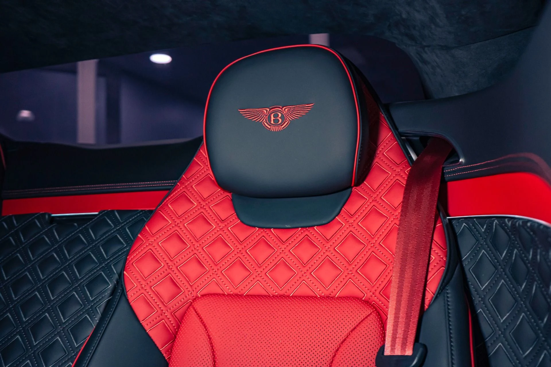 mph028_173901809_Used_2022_Bentley_Continental_GT_V8_320000_MSRP_1773695256_50e41f5a17