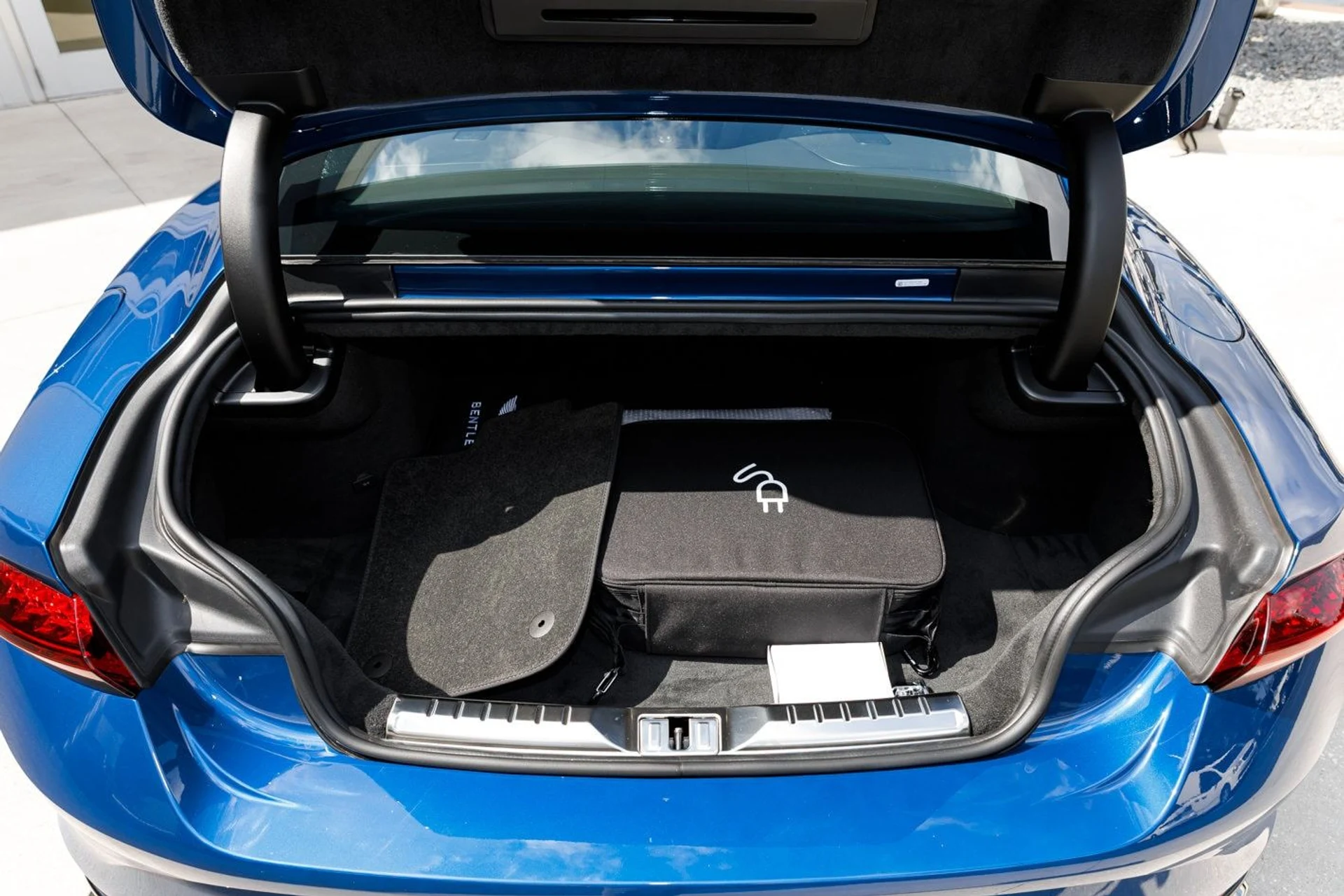 mph028_1745236127_dfc8352d84259c342d41f04cd2facdc4x_b3ec025b14