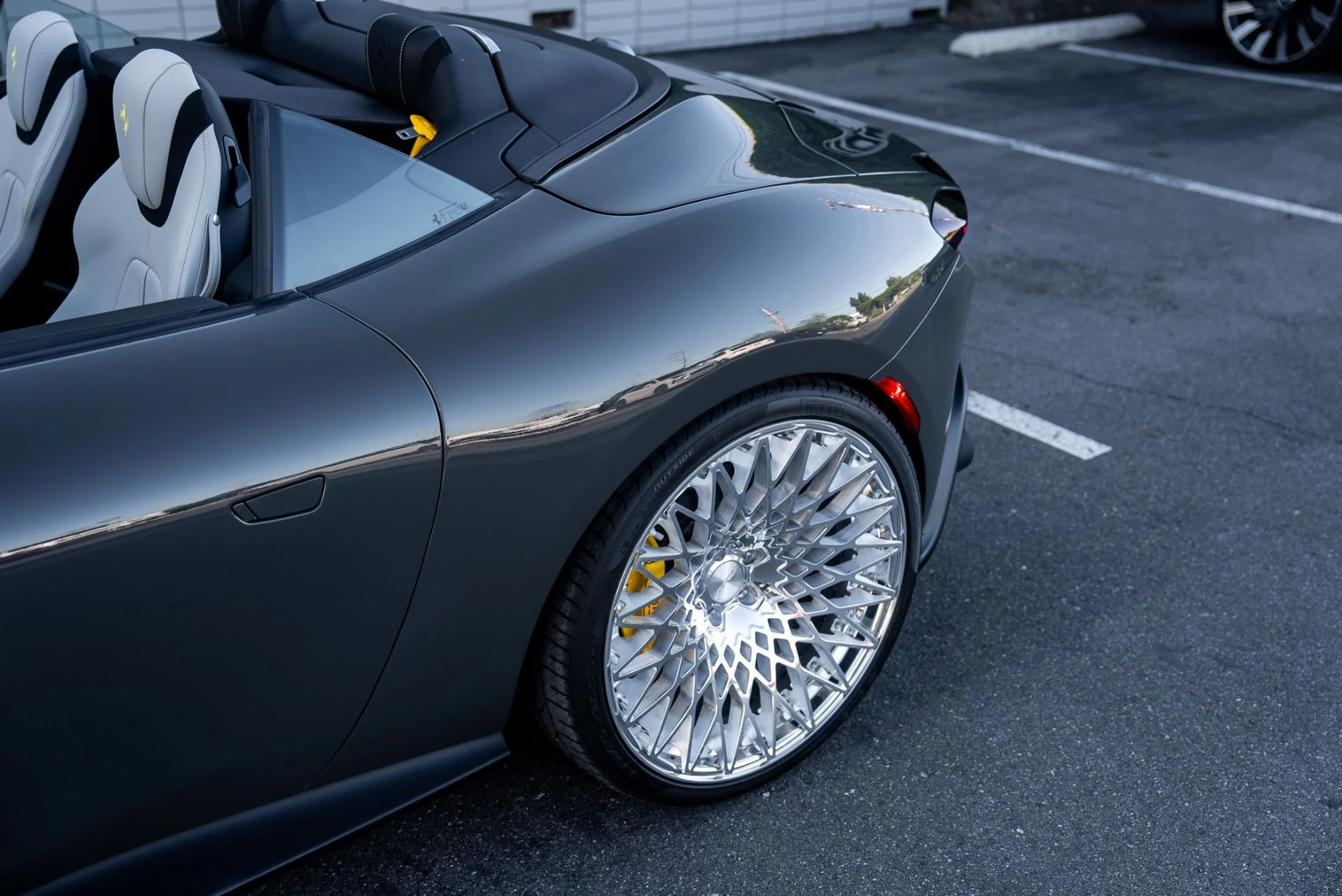 mph028_1745531717_Used_2024_Ferrari_Roma_Spider_1764029077_7a900d3ae5