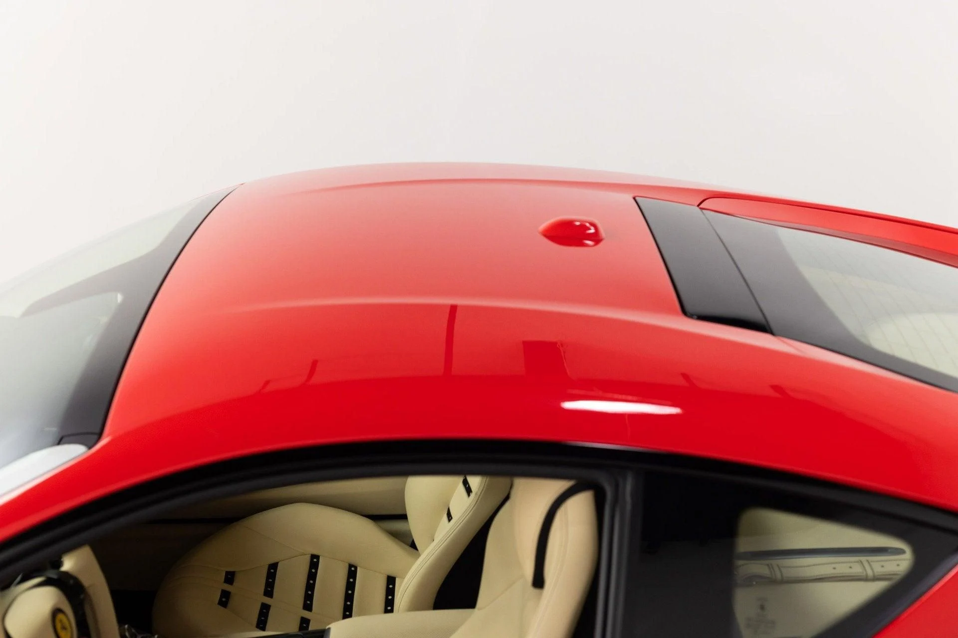 mph028_1747147631_Used_2018_Ferrari_812_Superfast_1777368506_1d1afaca9d