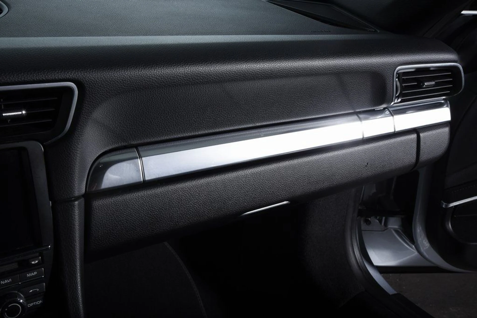 mph028_175188340_90e6b1c982dbf696eb7eb9abd021ad54_7f72162d2f