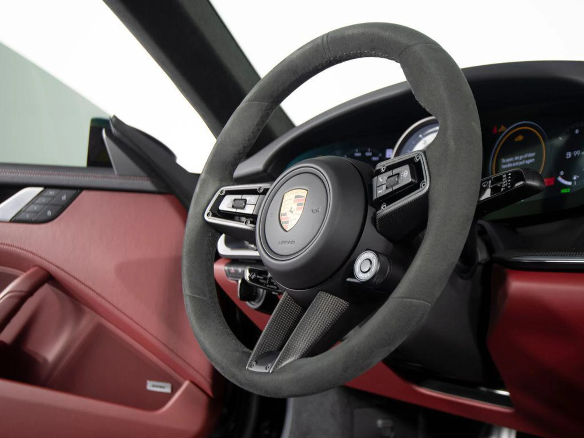 mph028_1754722146_8h_A_Zk1wn_V48_H6lj_FCY_Ia_F_Wd_Yeg_7f9423bf12