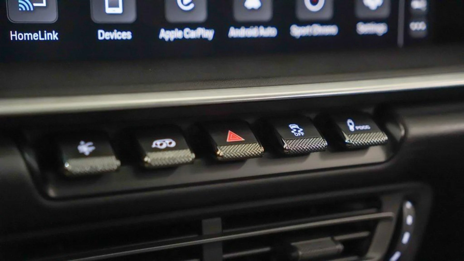 mph028_1756669750_Aqx_Lm4998y_Bp_Jl5_BHIT_Ppa_Yv_AX_0_7d5ca320d4