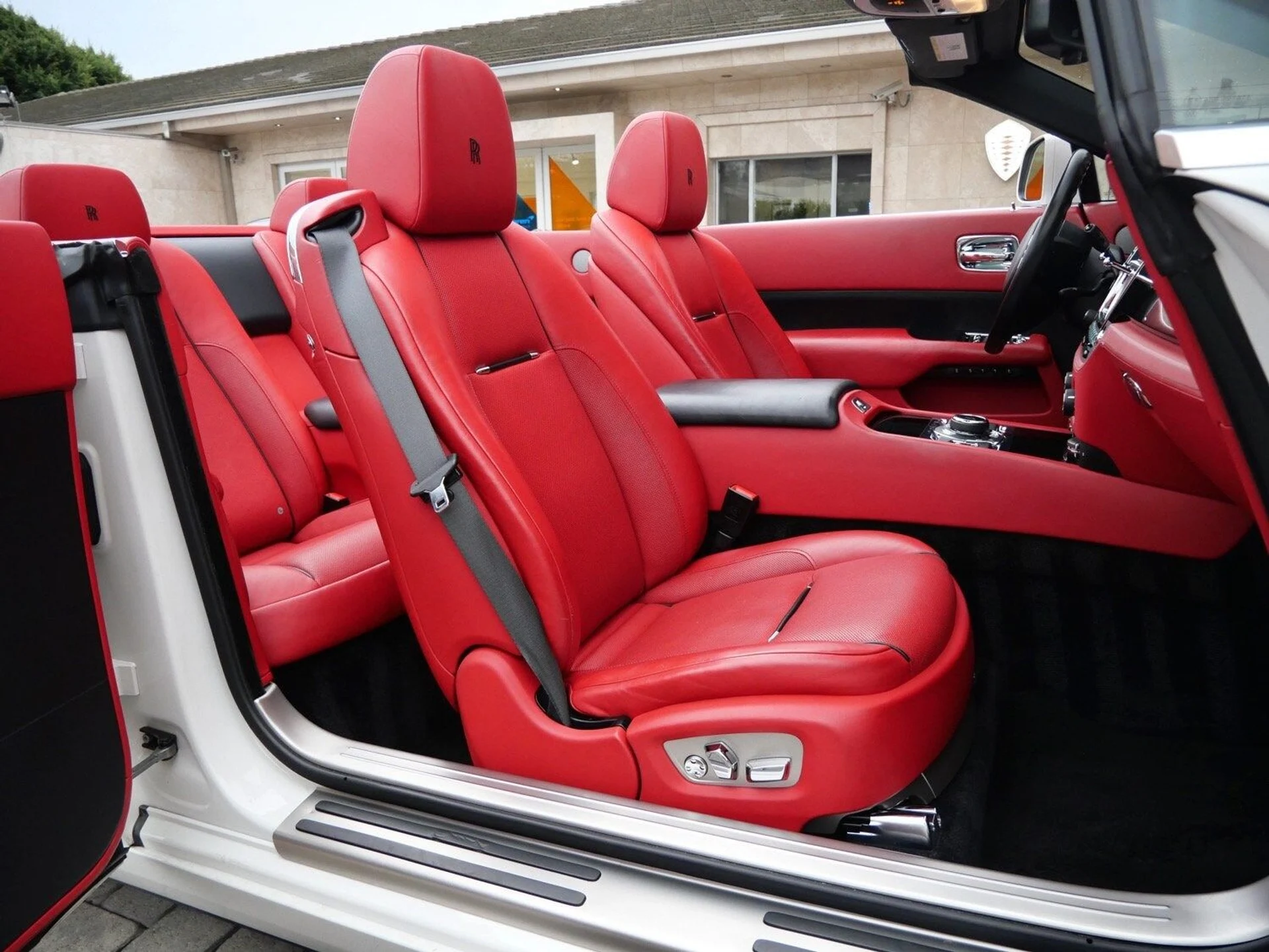 mph028_1757105493_880535544db165db7dcfdd9878e2f47bx_bdd7d8c787