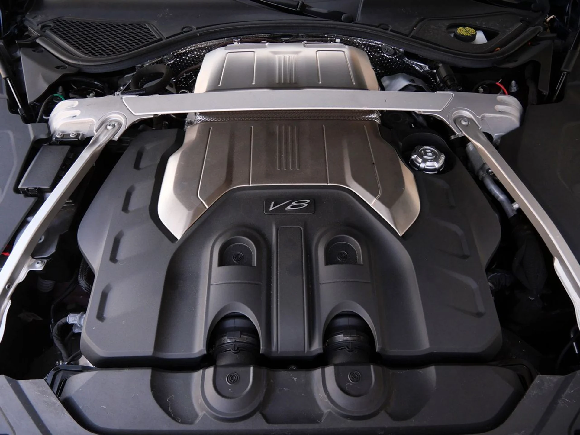 mph028_1758253575_370d62a74cb5ed3957a4eba362a624a4x_9dbf97f4eb