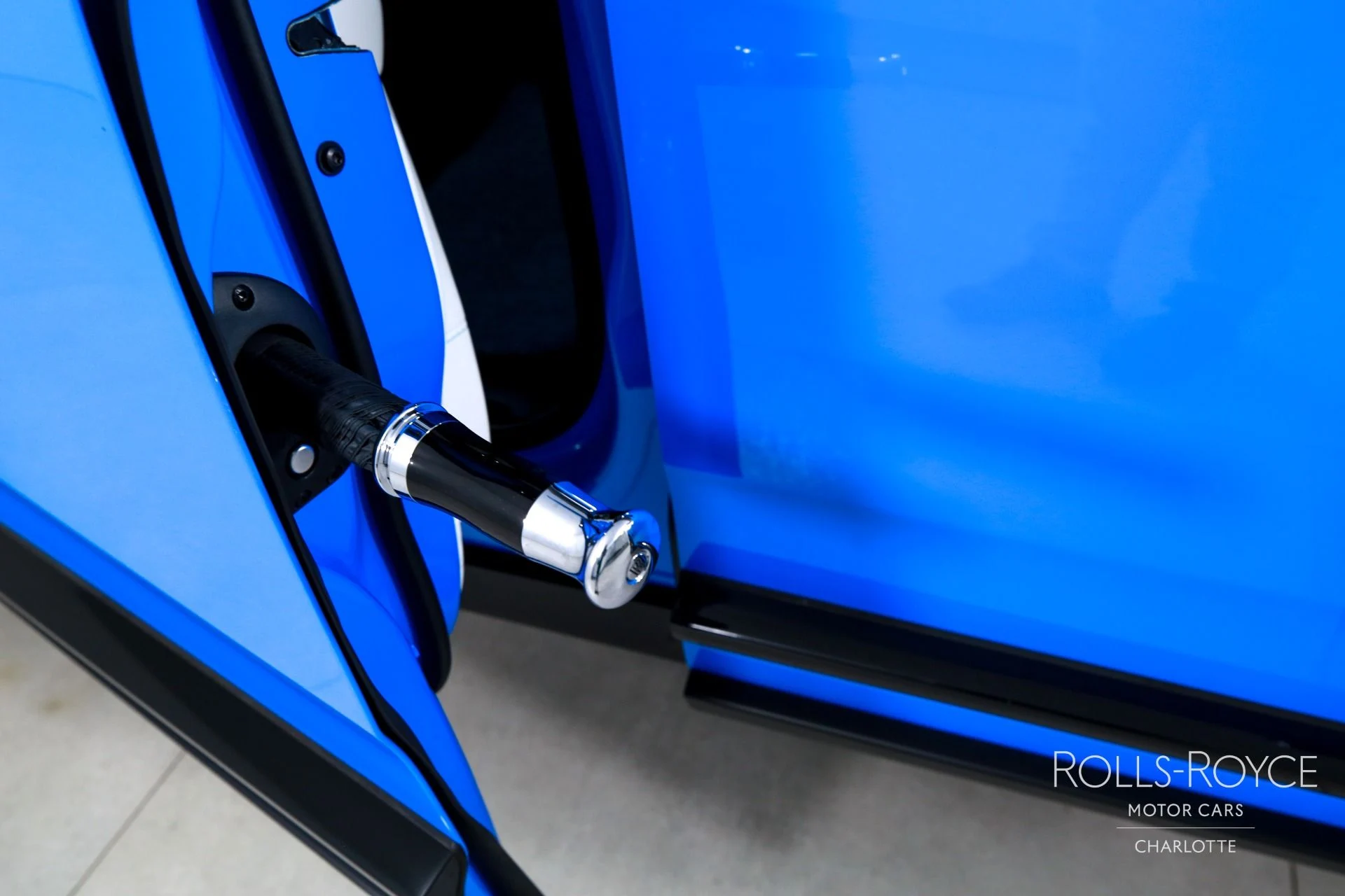 mph028_1764641461_Used_2023_Rolls_Royce_Cullinan_1771369577_8409a8d18d