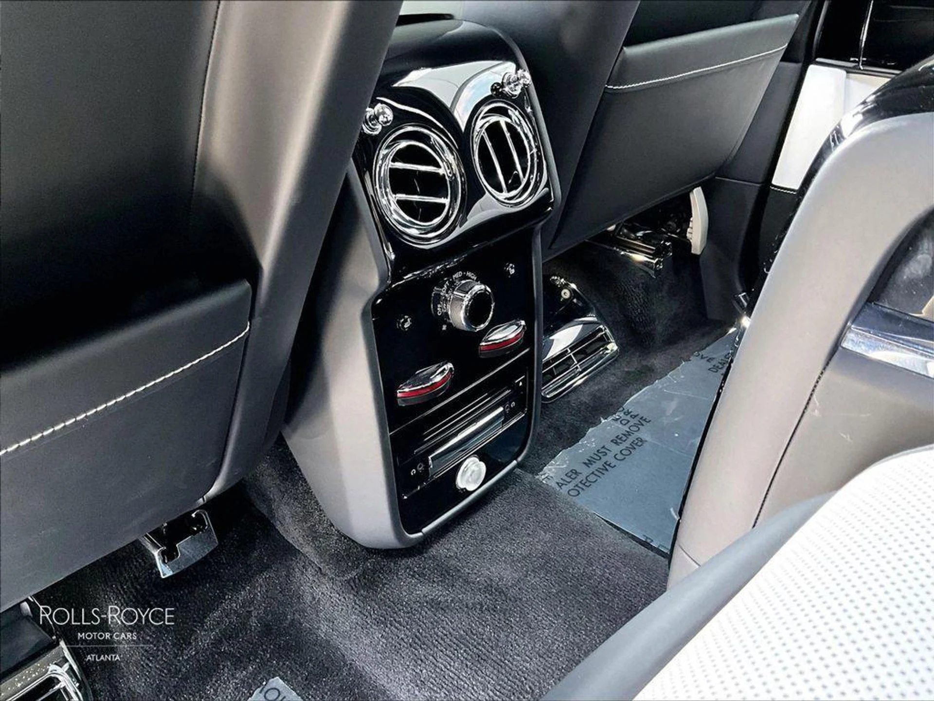 mph028_1764915863_fx_MD_Vq_Qw_R_tqgc_HL_Oxq5_H11h_FEA_36f59aba2e