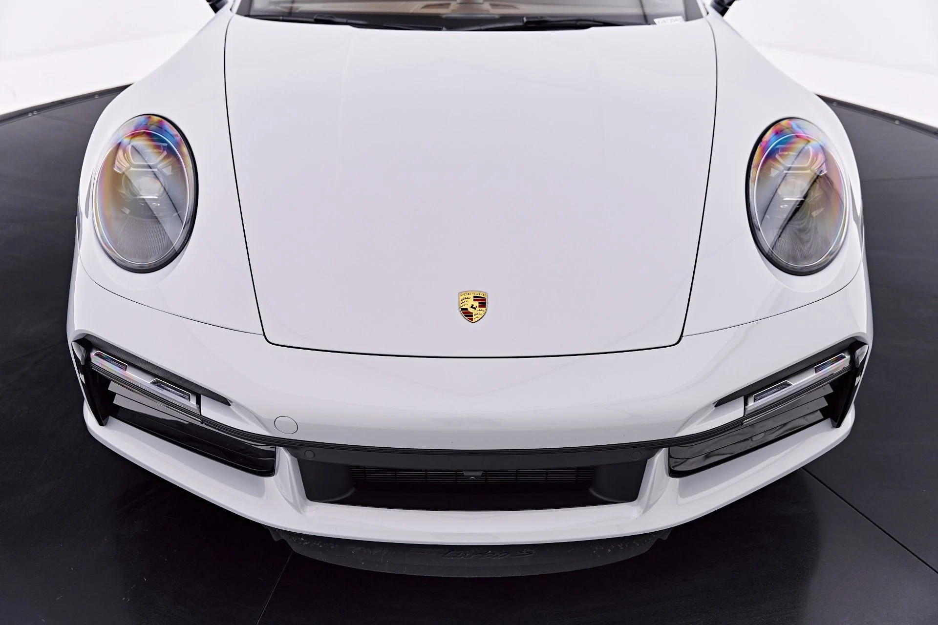 mph028_1765391184_Used_2025_Porsche_911_Turbo_S_1786497812_1830e7f622