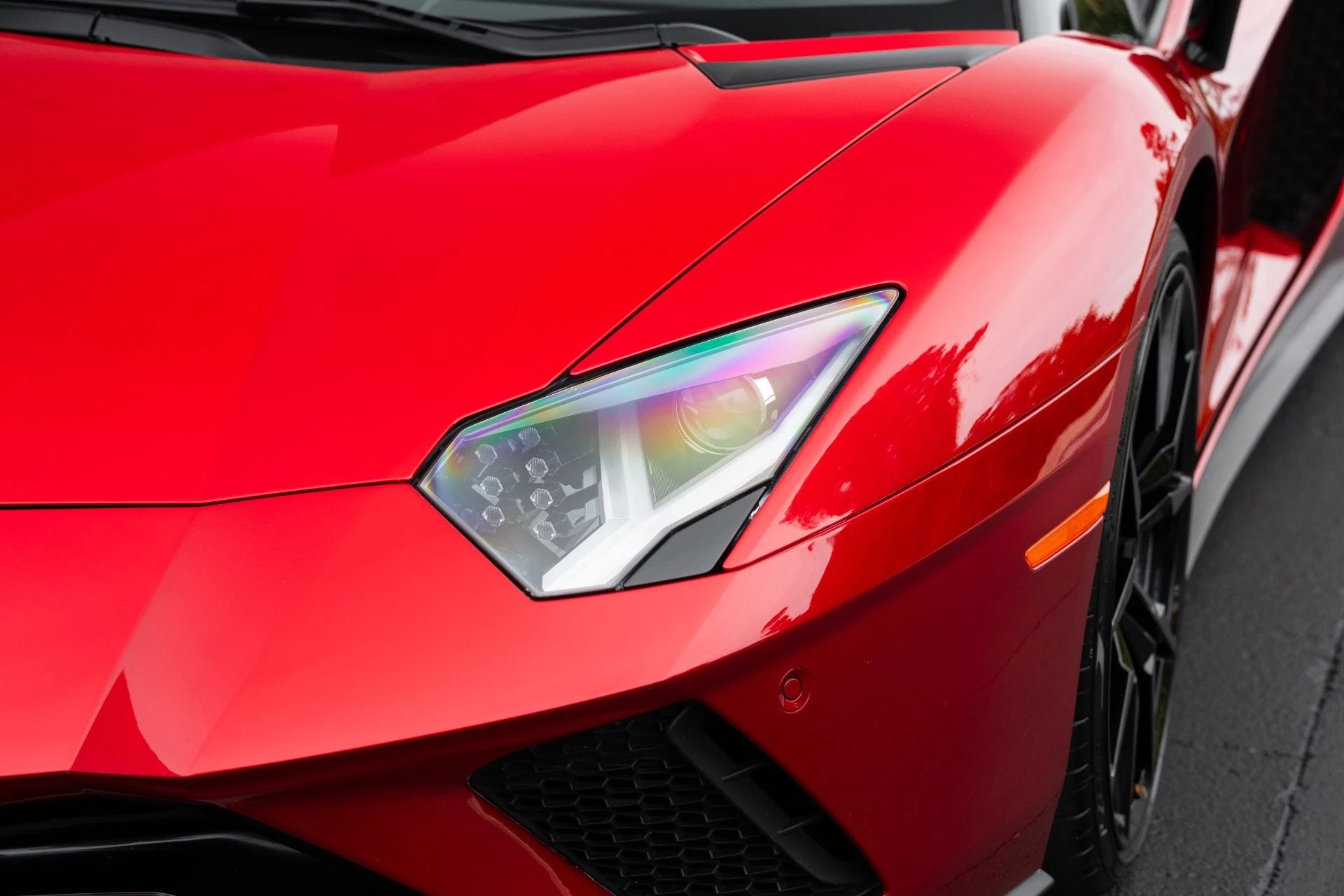 mph028_1766770946_Used_2018_Lamborghini_Aventador_Roadster_LP_740_4_S_1770343320_aa169f5f87