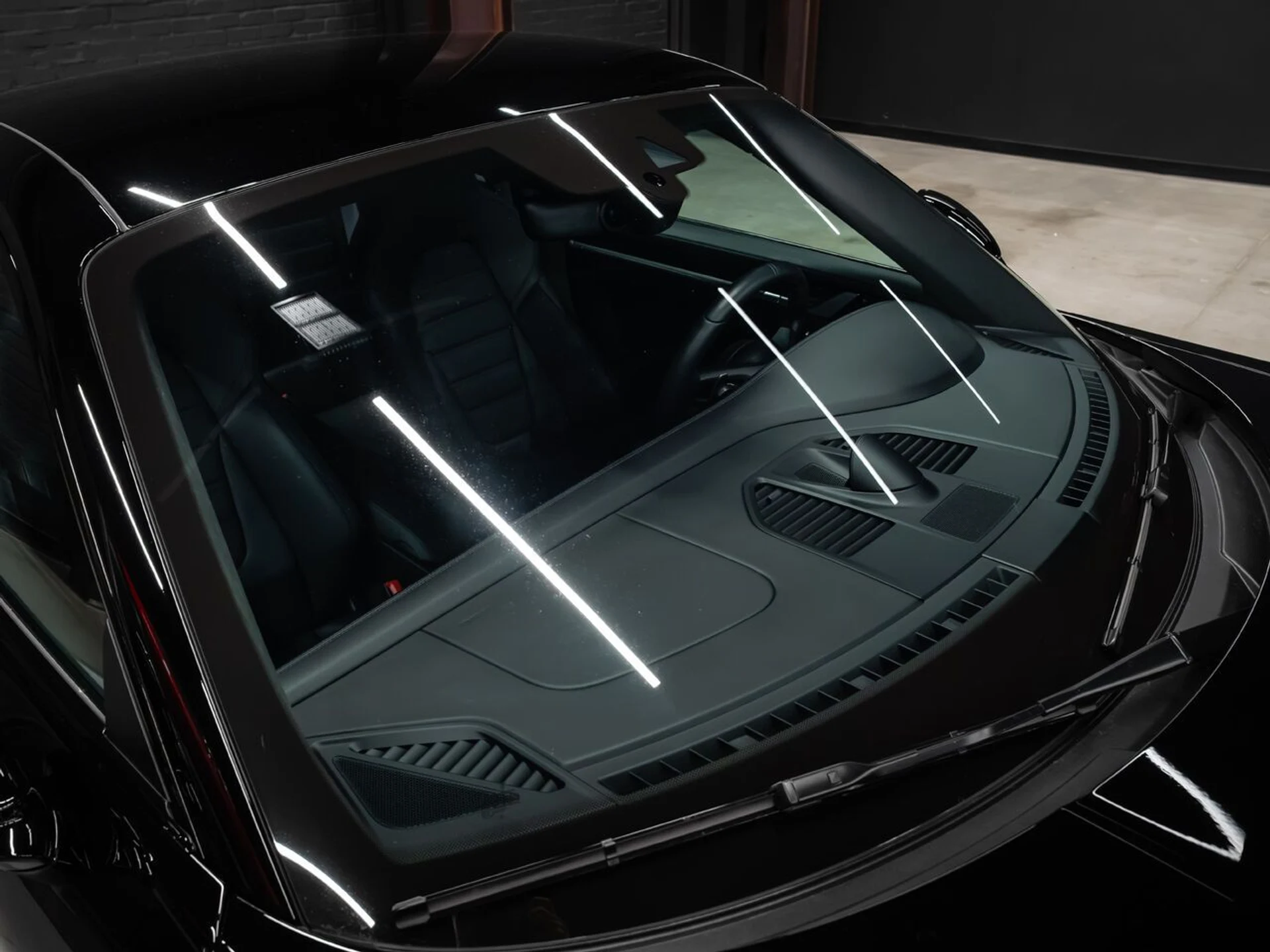 mph028_1772966646_porsche_911_2022_84959528bc
