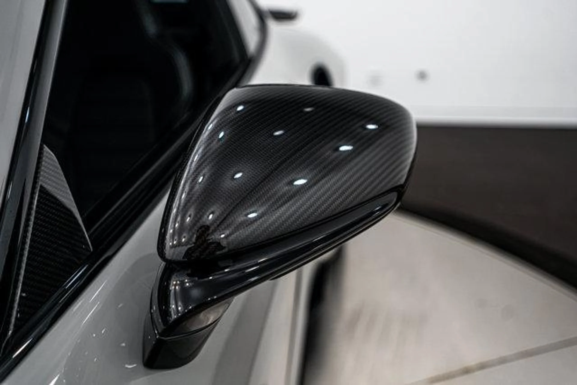 mph028_177967941_r_X80h2_Z_Es_Jo4xr_Cx3ms_WU_5wgd2_M_bbb8df2ee7