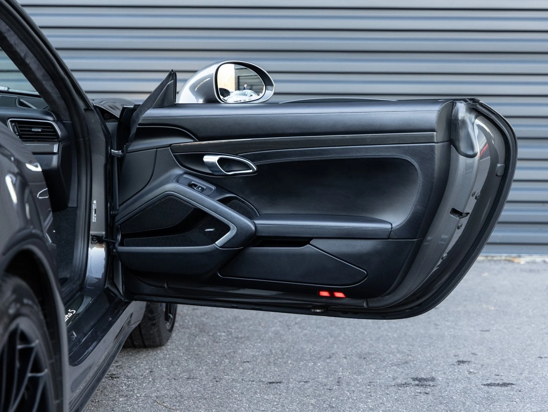 mph028_1792007396_29_9121793dbb