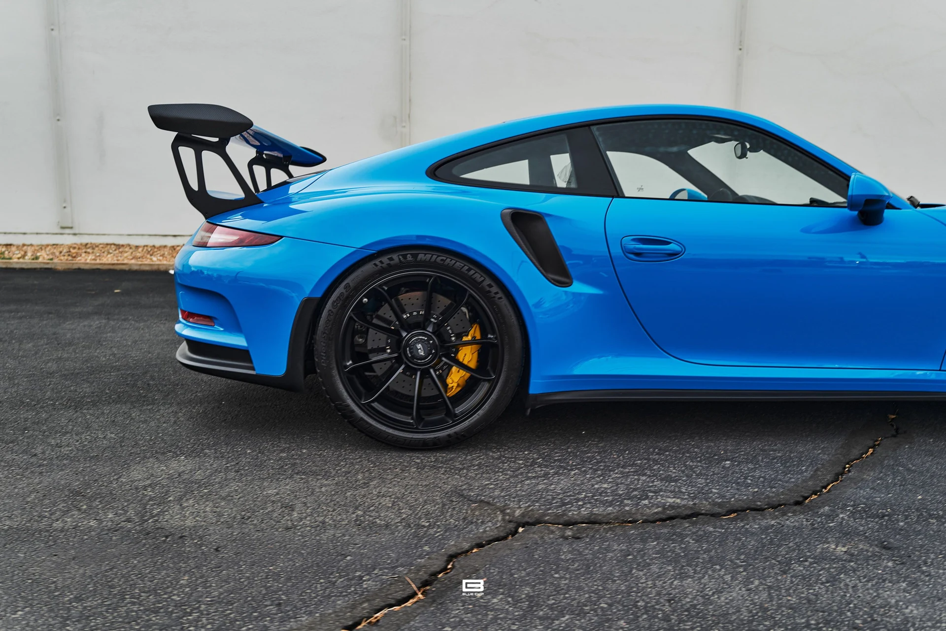 mph028_1795264773_69d683994dc8020605adb084_L1200299_e427c4d60d