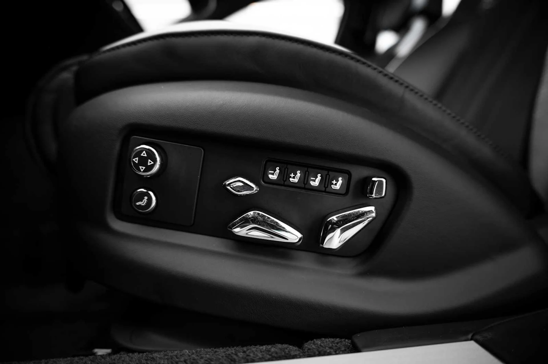 mph028_179585972_2ff4316f75fbcc6396f4898ce3dbc904x_9f35536cc2