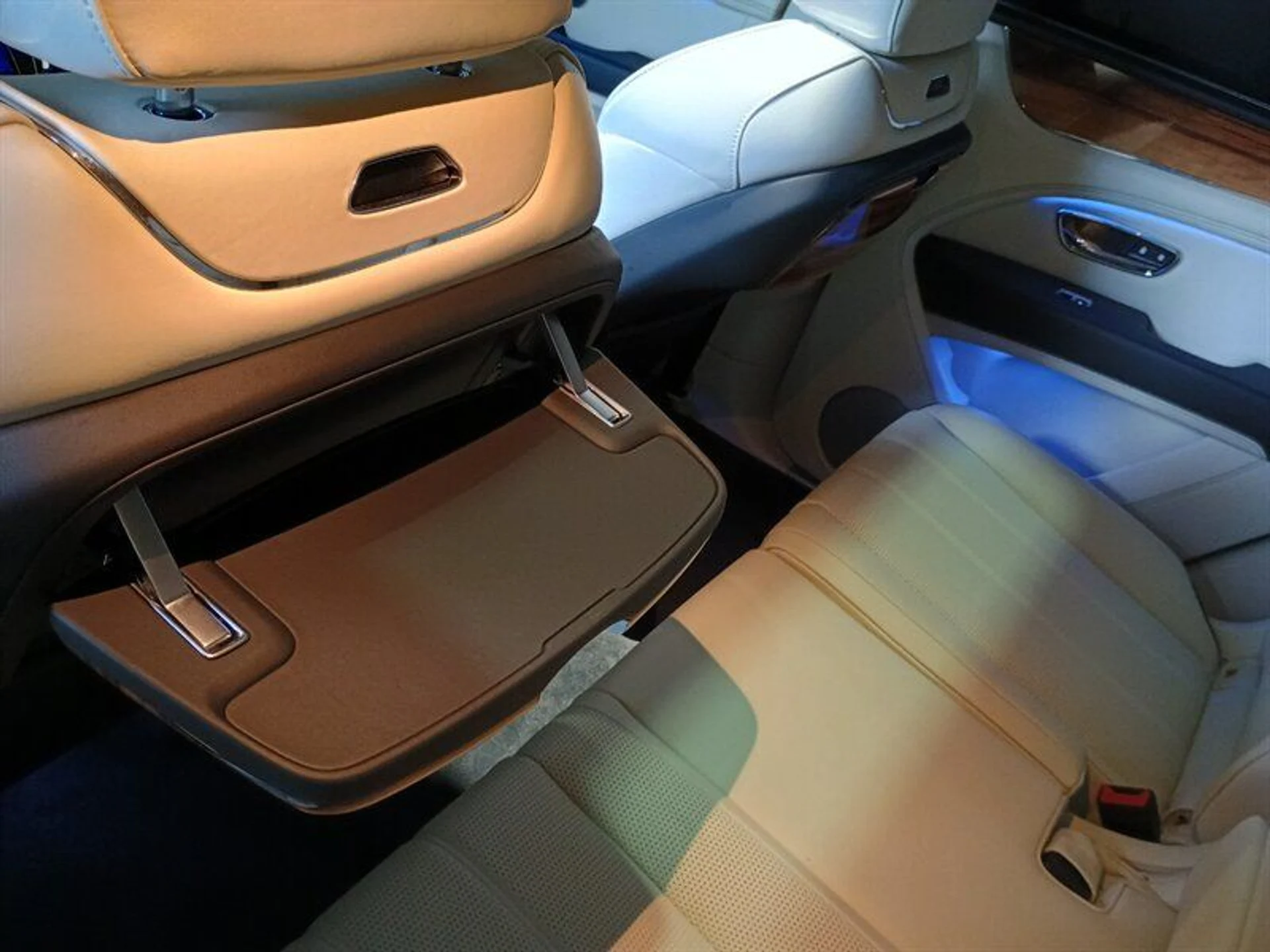 mph028_1795871181_6d7f424a3e_800_56e19c31ae