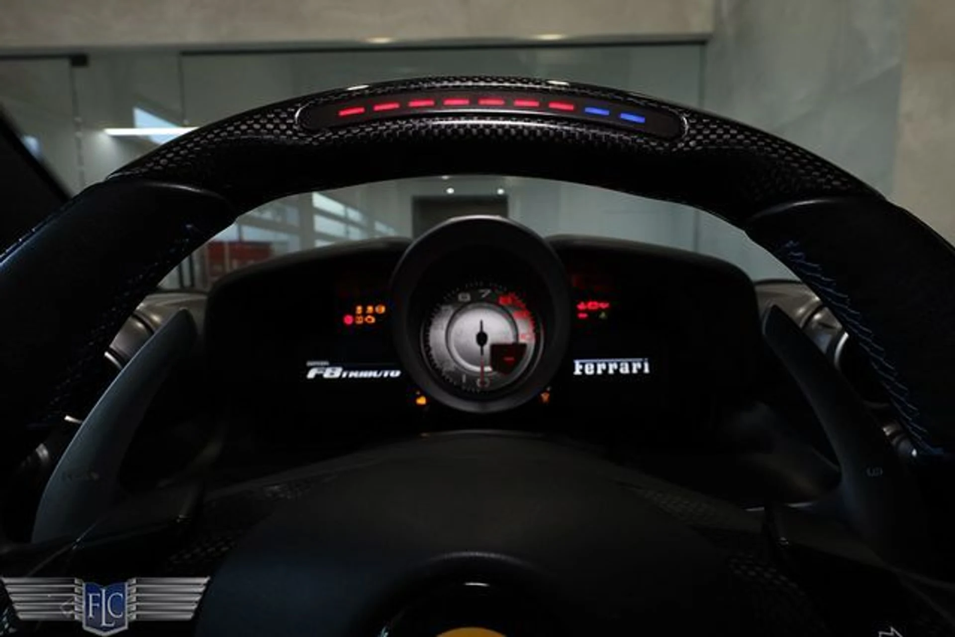 mph028_1798876020_used_2022_ferrari_f8_tributo_coupe_9689_23053332_32_640_06d85ce9b0