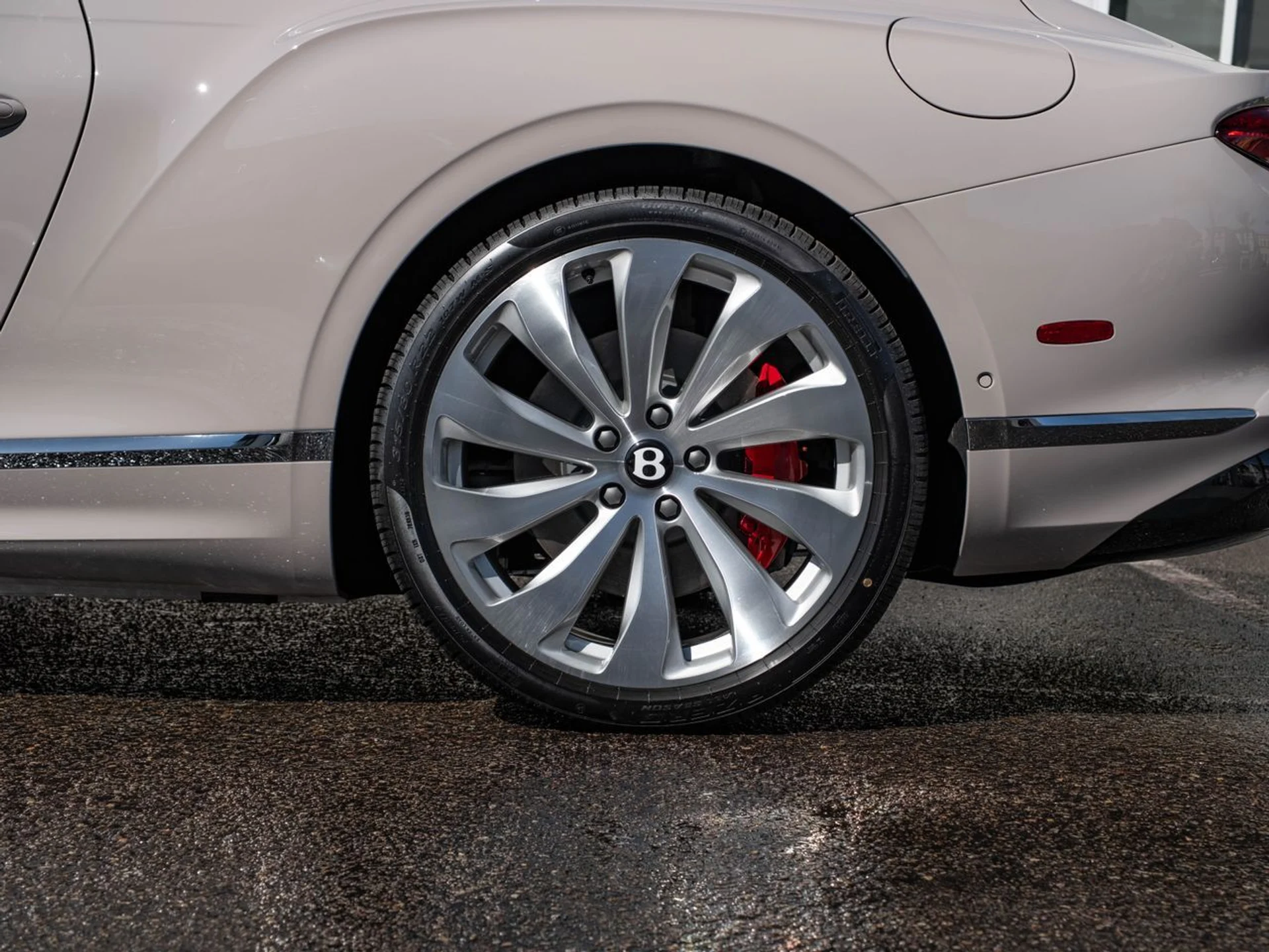 mph028_1799037170_c54ec0e6bd28783611d805650ba93cbax_ae13356444