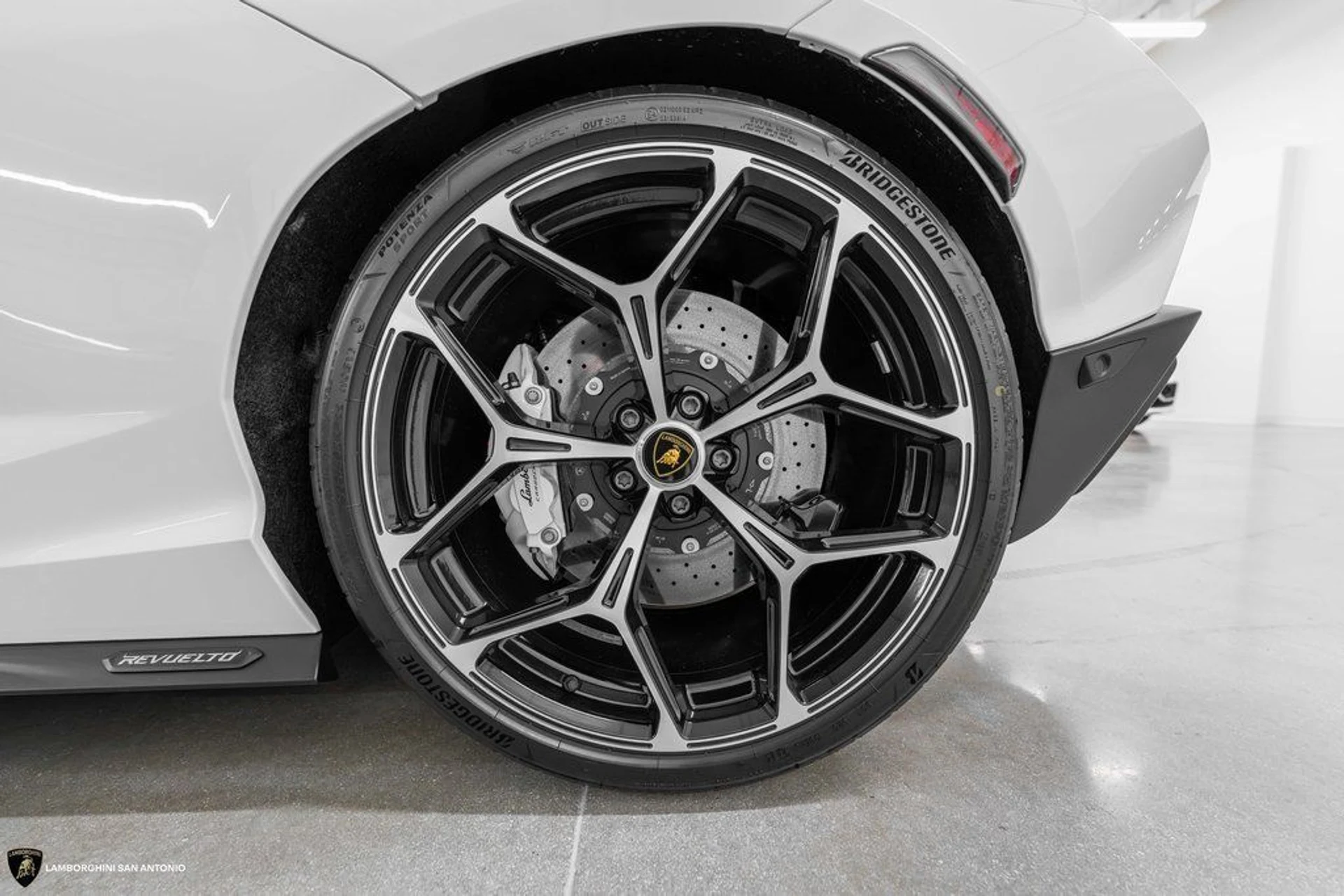 mph028_179956862_716bdc0cb6c476f6de09c9bce9ffc6ccx_7b9f9866d1