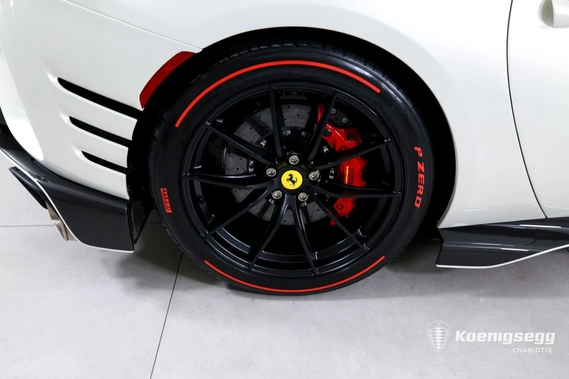 mph028_180163692_Used_2022_Ferrari_812_Competizione_1783436610_2b37bb9820