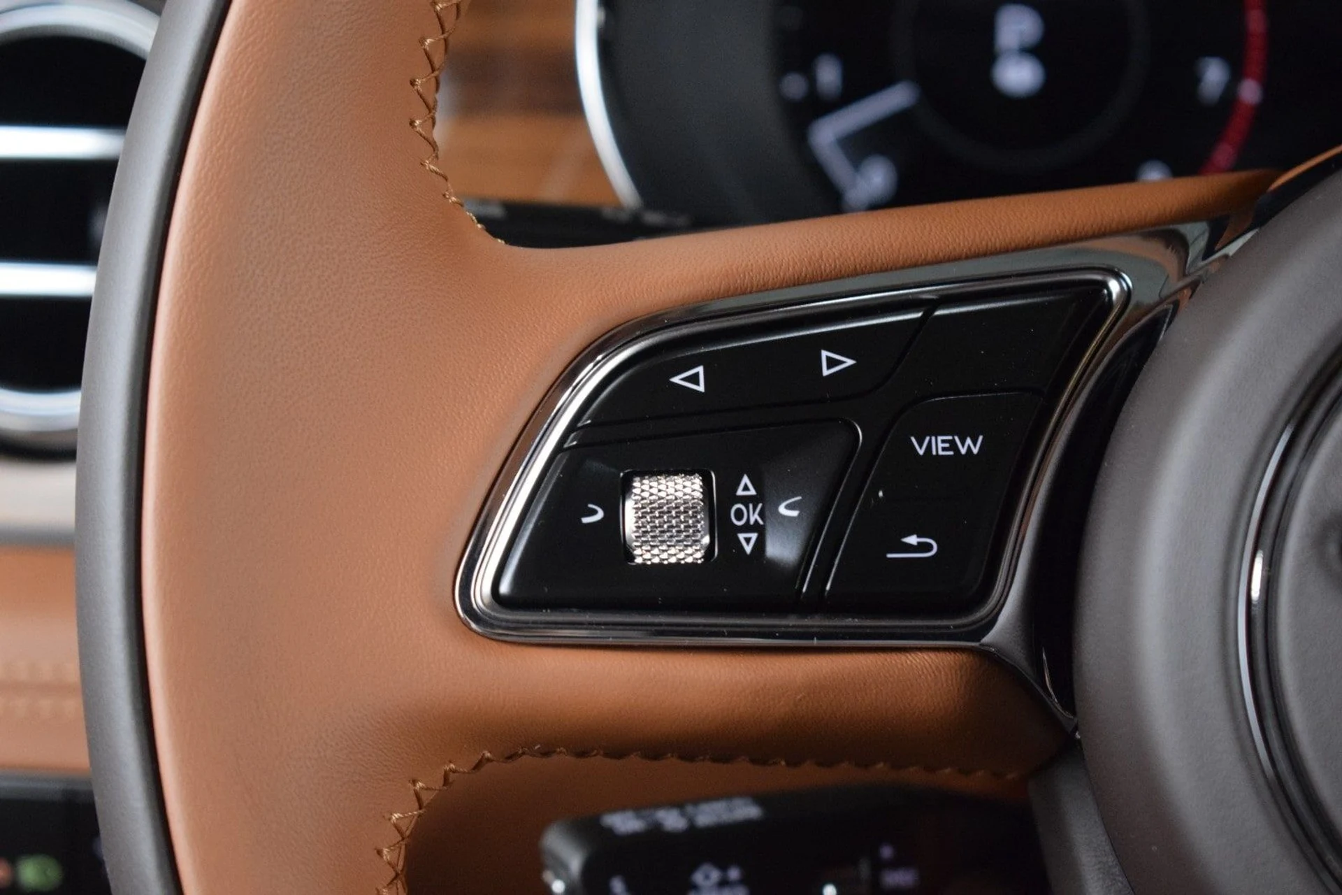 mph028_1808608790_f6e327aa40dc0e407cb6647e693de5acx_d16e1a689e