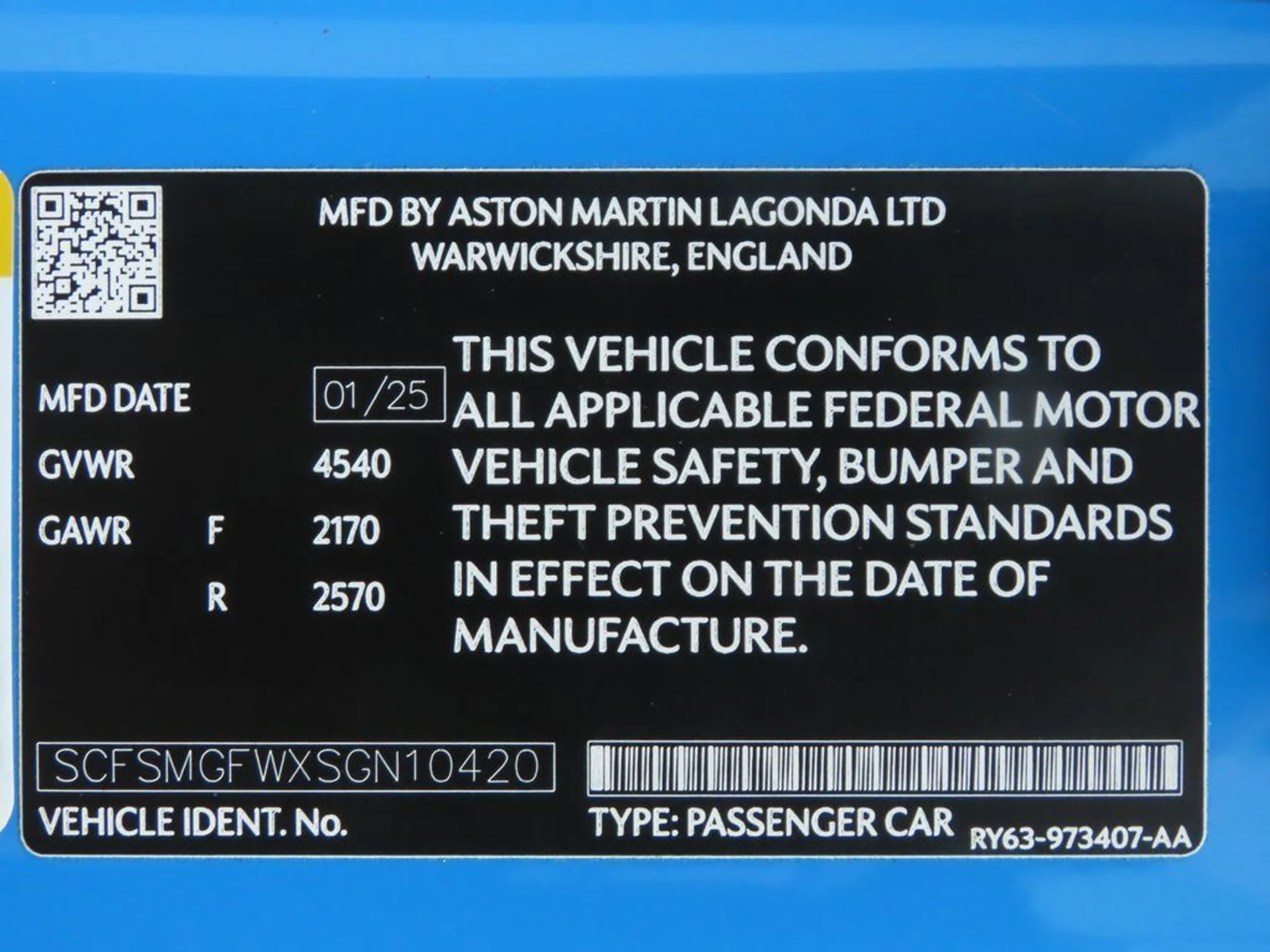 mph028_1808761782_used_2025_aston_martin_vantage_coupe_8119_23008719_29_1024_0f338e23f1