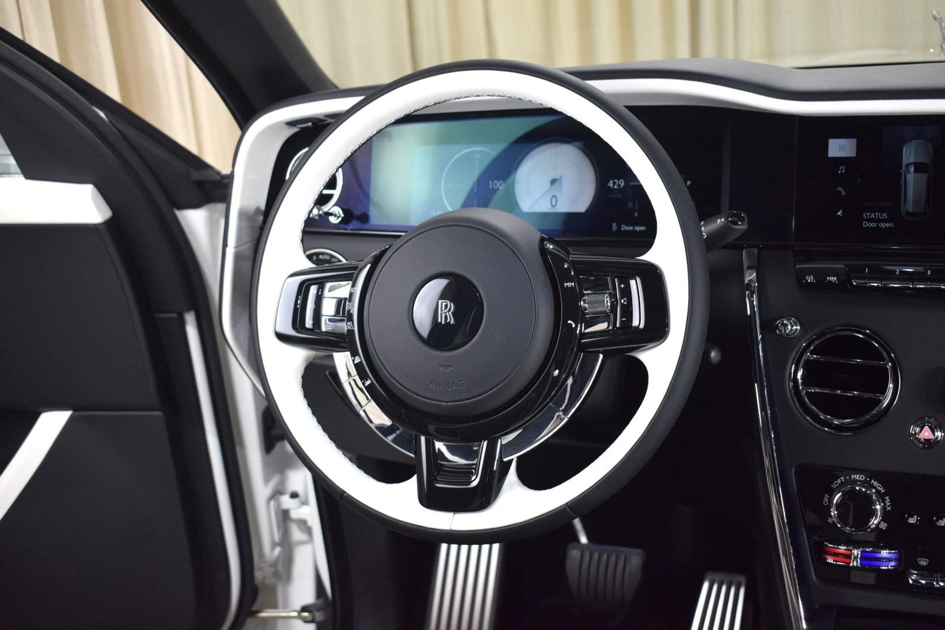 mph028_181053732_36932853a5997b055897efe45a9b17f2x_6166a93753