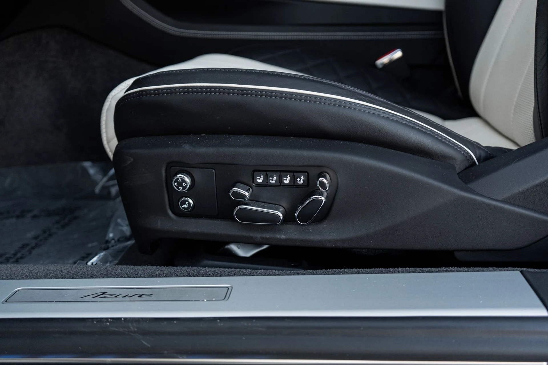 mph028_1826031771_894e9a2e_04c9_4aff_a3ee_ed9a0f533967_a2b58fd58d