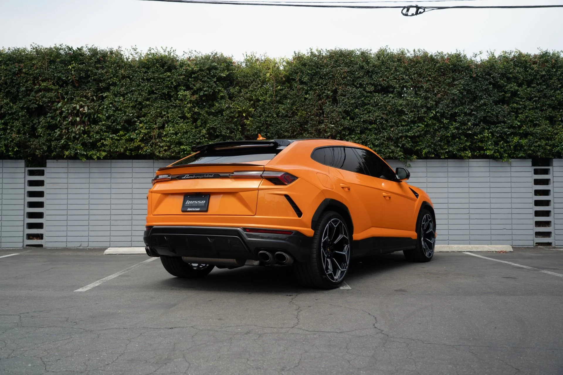 mph028_1827628062_Used_2022_Lamborghini_Urus_1755127635_aeb7aa6c68
