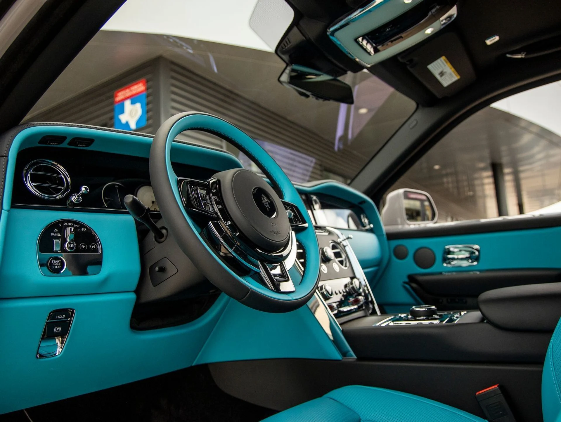 mph028_1831723930_29_0391bc24ad