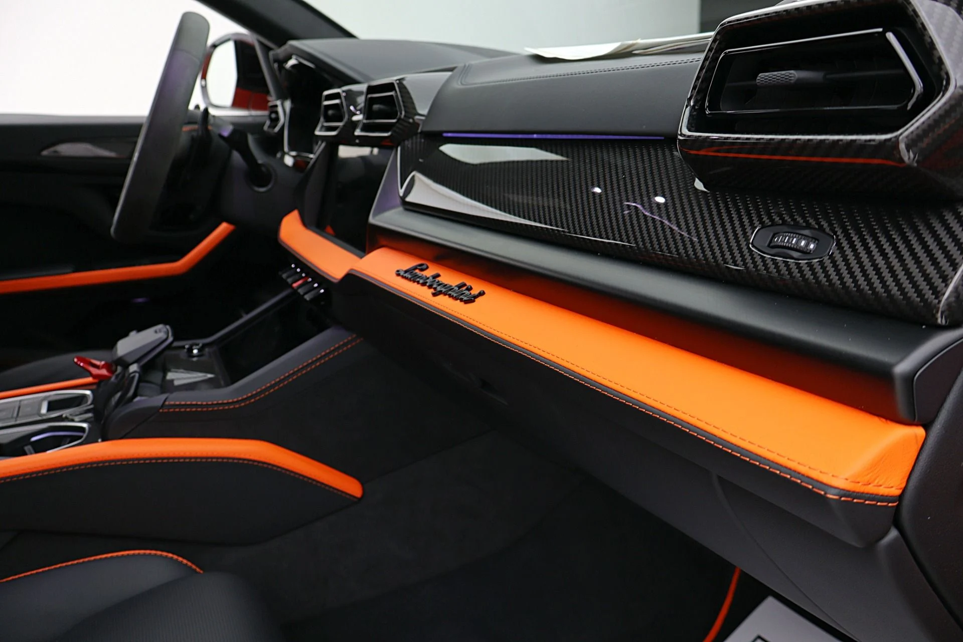 mph028_184480529_Used_2025_Lamborghini_Urus_SELEASE_OPTIONS_AVAILABLE_ca0bb3662d